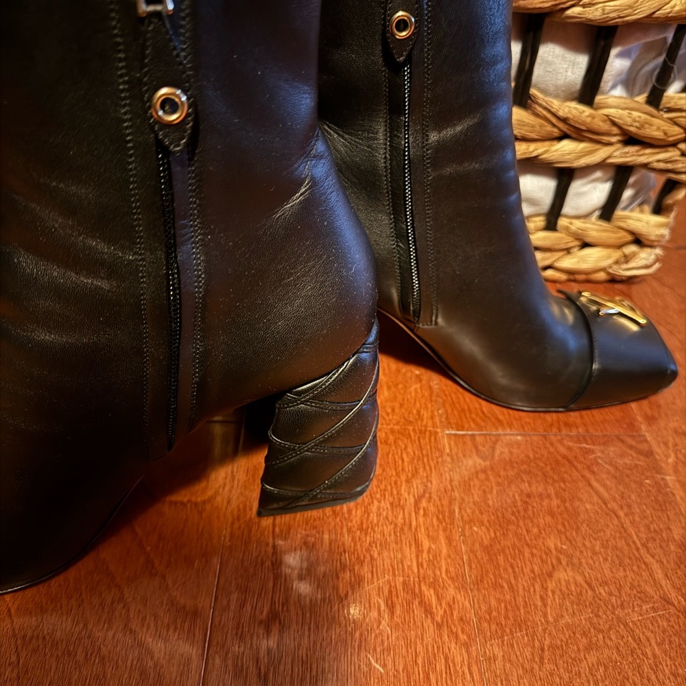Louis Vuitton Black Leather Women's Boots with Gold Logo Accent - Picture 5 of 6